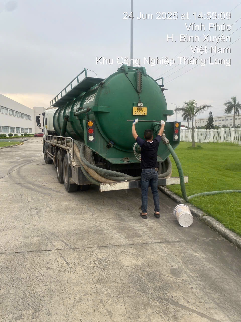 Quy trình thực hiện hút bể phốt Việt Trì 